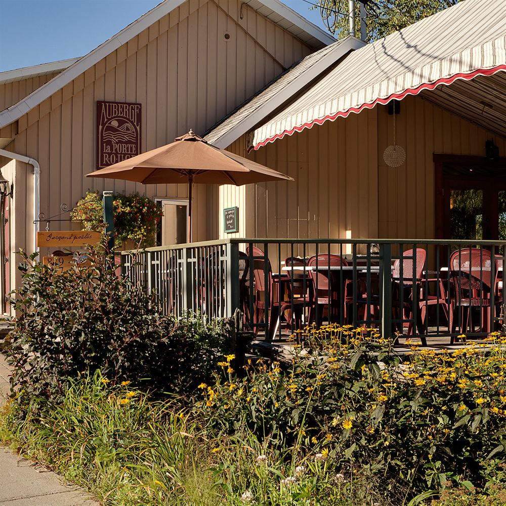 Auberge La Porte Rouge Mont-Tremblant Exterior photo