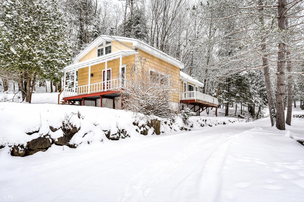 Auberge La Porte Rouge Mont-Tremblant Exterior photo